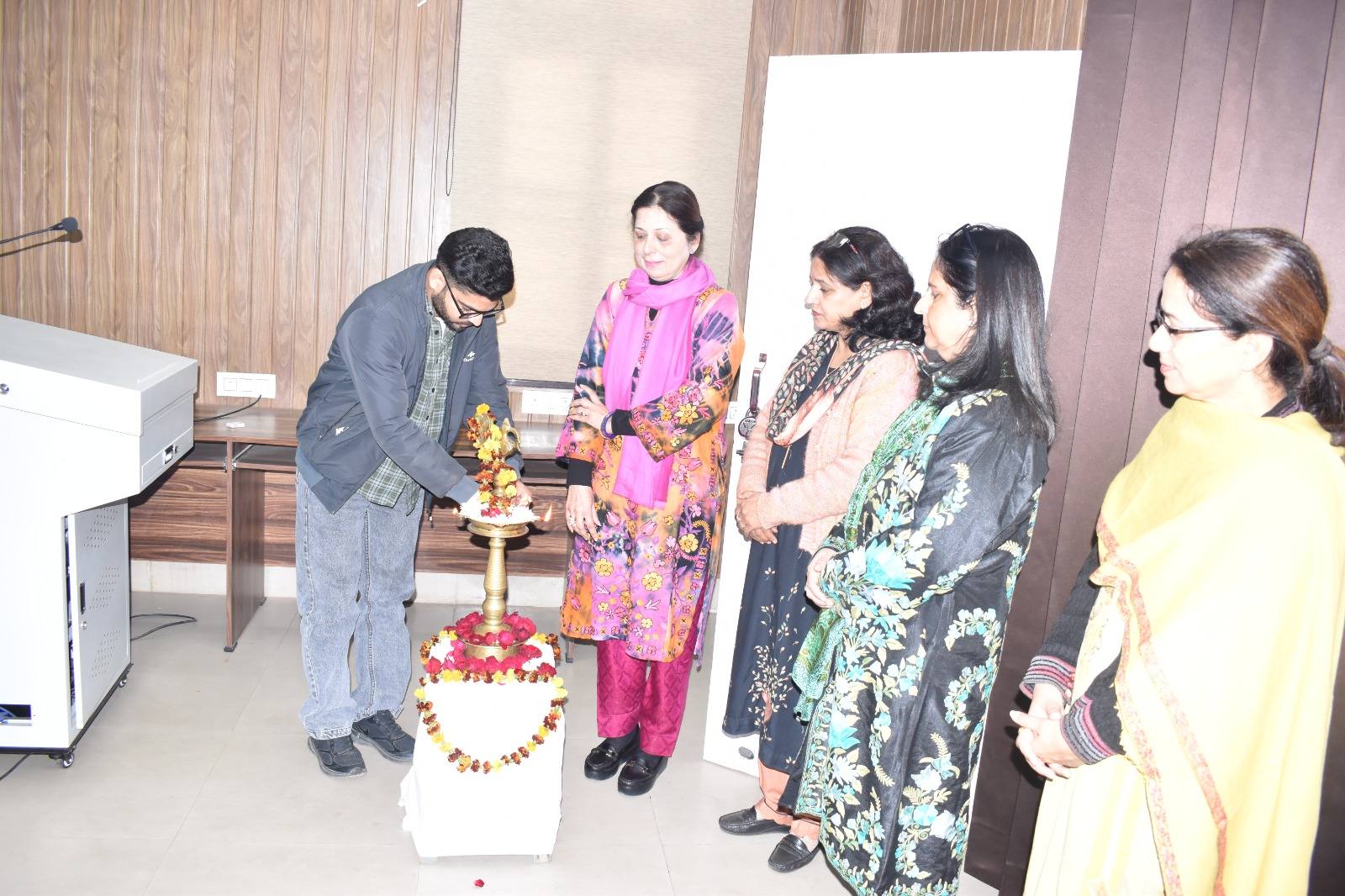 'Alumni Meet'